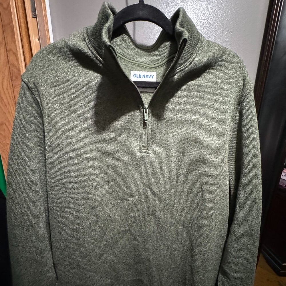 Old Navy sweater